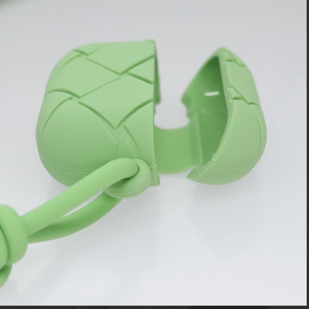 BOTTEGA VENETA Airpods case Shoulder Bag rubber Green NWOT - Picture 4 of 15